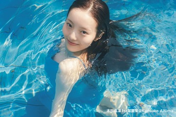 本田真凜、“ドレスのままプールにダイブ”1st写真集先行カット解禁 電子書籍版には限定ショットも【MARIN】 画像