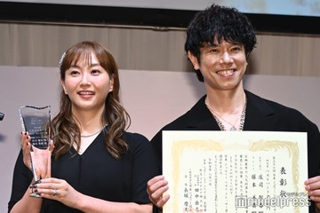 庄司智春、藤本美貴と初の「ベストパートナー部門」受賞 妻の総額4800万円ジュエリーも「ミキティのためならリボ払い」【第36回 日本ジュエリーベストドレッサー賞】 画像