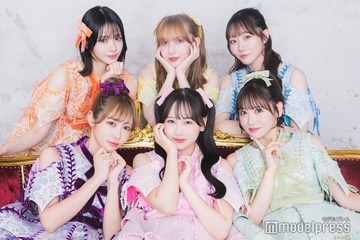 FRUITS ZIPPER、躍進の1年に感じた“本音”「紅白に絶対出られるように」多忙の夏に懸ける思いとは 画像