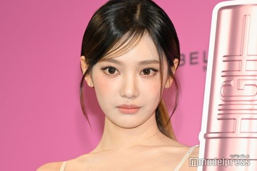 aespaニンニン、ミニ丈トップス姿で美ウエストチラリ「スタイル抜群」「憧れる引き締まり方」絶賛の声 画像