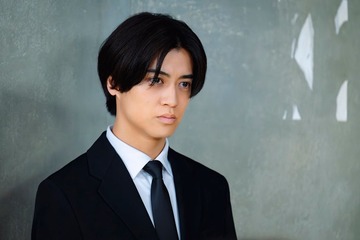 King ＆ Prince高橋海人「涙が止まらない」主演作で未体験の感覚 Snow Man深澤辰哉から反響も【「DOPE　麻薬取締部特捜課」インタビュー】 画像