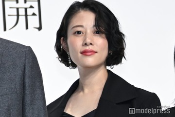高畑充希、第1子妊娠発表後初の公の場 美脚際立つ“超ミニ丈”衣装で登場【秒速5センチメートル】 画像