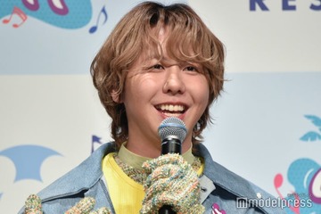 ミセス藤澤涼架、人気バンドメンバー撮影の「かなりお気に入り」オフショットに反響「いい写真すぎる」「自然体で最高」 画像