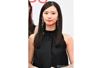 乃木坂46菅原咲月、ミニスカ×パーマで新たな魅力解放「いつもと違う表情が素敵」「キュンとした」の声 画像