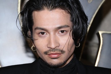 King Gnu常田大希、メンバー踊る「ヒット祈願の舞」公開「中毒性半端ない」「ご利益ありそう」の声 画像