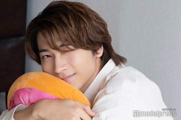 ドラマ「40までに」庄司浩平、“神回”おでこキスシーン秘話 男性スタッフの意見で仕草をプラス「台本にはなかったのですがやってみました」【インタビューVol.2】 画像