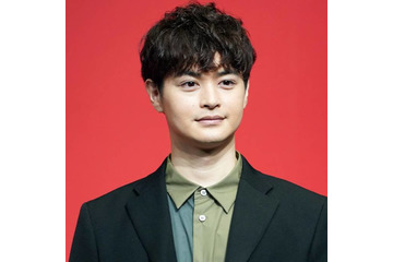 瀬戸康史、クールなサングラスSHOTに反響「かっこいい」「ありがとうございます」 画像