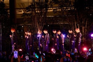 超特急、MV撮影地・高輪ゲートウェイでシークレットライブ サプライズ展開にファン歓喜【NINE LIVES】 画像