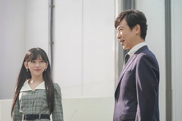 乃木坂46池田瑛紗「サムライマック」新CMで堺雅人と初共演 “似顔絵”も披露 画像