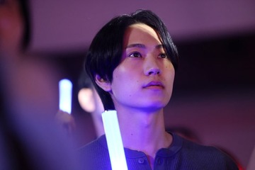 【ひと夏の共犯者 第1話】巧巳（橋本将生）、“推し”澪（恒松祐里）との共同生活スタート 逃避行ラブサスペンス開幕 画像
