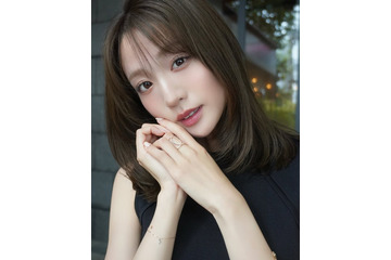 志田友美、3歳娘顔出し 親子コーデ公開「撮ってると真似してくる」 画像