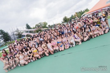 水着美女約100名が圧巻集結 プール撮影会が熱気と笑顔に包まれる【フレッシュフェス2025大団円 in しらこばと水上公園】 画像