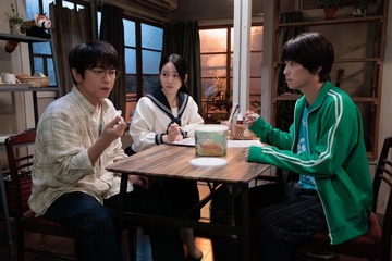 及川光博主演「ぼくたちん家」スタジオ写真一挙公開 空間づくりの“4つのポイント”美術デザイン担当が明かす 画像