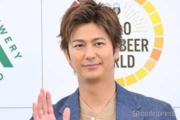 速水もこみち、調味料ズラリの本格キャンプ飯披露「見てるだけでよだれ出る」「全部美味しそう」の声 画像