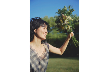 橋本愛、13年半ぶり＆2冊目の写真集決定 “20代最後の1年”を4人のフォトグラファーが撮影 画像