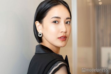 藤井夏恋、サイド開き水着でリゾート満喫「圧倒的な美しさ」「スタイル良すぎて憧れ」と反響 画像