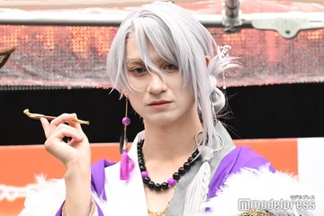 キスマイ宮田俊哉、コスプレ姿で「池ハロ」降臨 抜群スタイルで堂々ランウェイ 画像