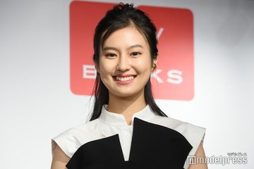 恒松祐里、ミニワンピ×タイツの私服姿公開「小顔際立つ」「可愛すぎ」の声 画像
