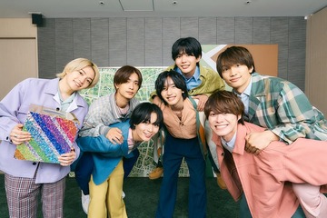 なにわ男子が“超接近” 即興パフォーマンス＆和気あいあいとする様子も 画像