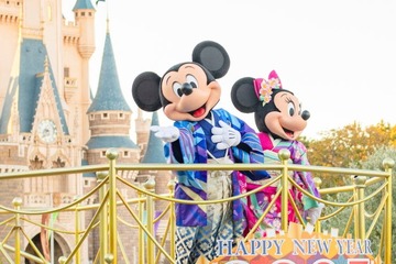 【東京ディズニーリゾートの正月2026】和装グリーティング、午の干支グッズ＆スペシャルメニューも 画像