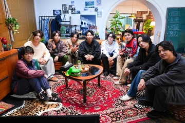 timeleszファミリア新企画「タイムレスハウス」スタート “豚まん”賭け即席ゲームで対決 画像