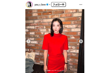 「マイ・デーモン」キム・ユジョン、ミニスカ制服姿を公開「可愛い」「ロングヘア綺麗」の声 画像