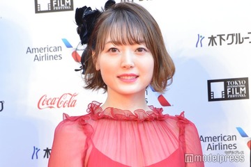 花澤香菜、新ヘアで雰囲気ガラリ「大人っぽい」「透明感あって素敵」と話題に 画像