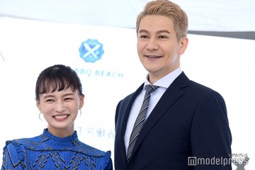 わたなべ麻衣、夫・JOY＆5歳娘とのディズニーショット公開「服装可愛い」「楽しそう」と反響 画像