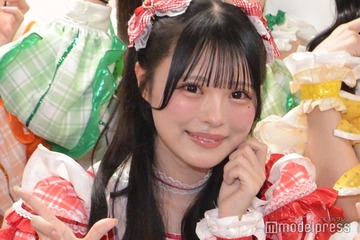人気アイドル、ノースリトップスで美肩披露 ジブリ展満喫ショットに「ヒロインみたい」「肌が輝いてる」の声 画像