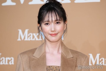 本田翼「特別感が溢れていて」美脚コーデに身を包む エレガントな女性像とは【マックスマーラ“THE CAMEL, timeless”】 画像