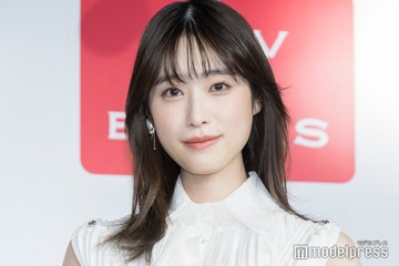 高橋ひかる、雰囲気ガラリの金髪ボブ姿が話題「見かけても気づかないかも」「似合うのすごい」 画像