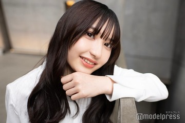 仮面高校生の妹で話題・すなずりかりん、脚線美輝く冬のブラックコーデ披露「夜景に映えてる」「スタイル際立ってる」と絶賛 画像
