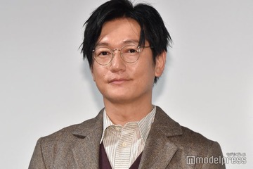 井浦新、ショートアフロヘアで雰囲気ガラリ「ポップアートみたい」「ファンキーで素敵」の声 画像