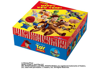 サーティワン新作は「トイ・ストーリー」とタッグ トランプ付きBOXやウッディ＆バズのサンデー登場 画像