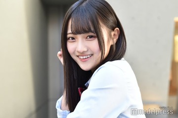 「今日好き」瀬乃真帆子、美脚輝くミニ丈×赤ニットコーデ披露「お人形さんかと」「可愛すぎ」の声 画像