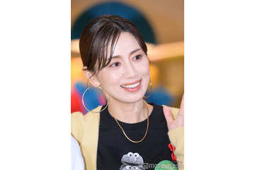 東原亜希、夫・井上康生氏との密着ショットで新年の挨拶「憧れの夫婦」「身長差も素敵」と反響 画像