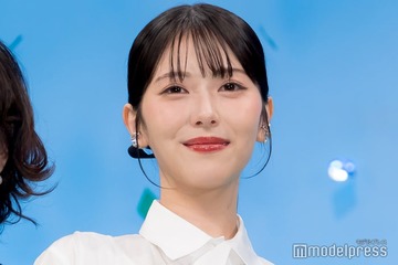 浜辺美波「もう10年経つんだねと」共演懐かしんだ俳優 撮影裏話も「朝ドラ撮影中にこっちの世界に来てくださって」【ほどなく、お別れです】 画像