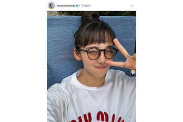 清水みさと、雪の中でのビキニ姿披露「スタイル抜群」「満喫してる」の声 画像