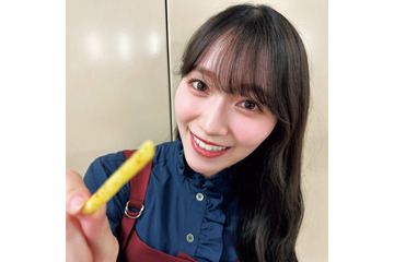櫻坂46守屋麗奈、“あざとかわいい”「あ～ん」ショット解禁 撮影は山崎天【櫻撮】 画像