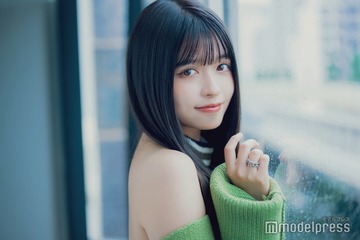 景井ひな、美肩輝くホルターネック姿に視線集中「セクシー」「美しさが増してる」 画像