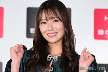 元NMB48白間美瑠、海を眺める入浴ショットが「セクシー」「背中のラインが綺麗」と話題 画像