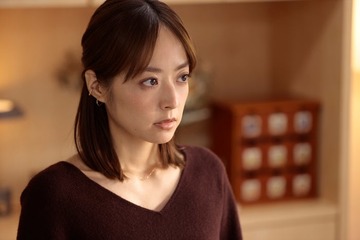 「再会」拳銃を持ち出したのは万季子（井上真央）？直人（渡辺大知）の“意味深”発言・圭介（瀬戸康史）が感じた違和感＜ネタバレあり＞ 画像