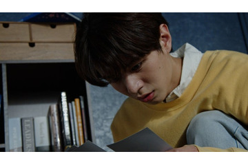 タイBLリメイクドラマ、カップル誕生までの経緯明らかに 並行世界の真実に反響「腑に落ちた」「聞いたことないアプローチ」【The Boy Next World】 画像