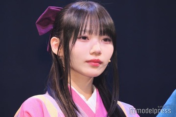 乃木坂46岡本姫奈、オフショルドレスで美脚際立つ「お姫様みたい」「透明感がすごい」とファン絶賛 画像