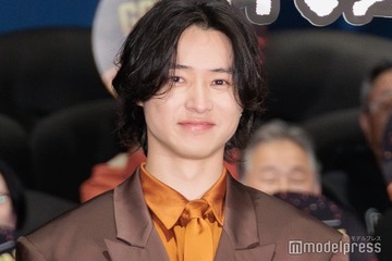 山崎賢人、原作者からのコメントに歓喜 映画オリジナルセルフも回顧【ゴールデンカムイ 網走監獄襲撃編】 画像