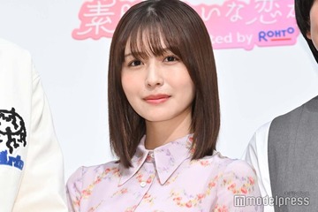 長濱ねる、ノースリーブ×眼鏡の“ハンサム”コーデに反響「全身バランスが神」「雰囲気変わって新鮮」 画像