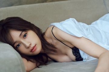 前田敦子、初の電子版写真集が主要ネット書店で1位獲得 未解禁カット特別公開【Beste】 画像