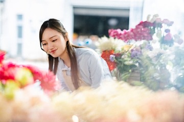 「失恋カルタ」千波（梅澤美波）、冒頭1分で野崎（阿部顕嵐）とキス＆10分間で2度の失恋「初回から急展開」「刺激が強すぎる」 画像