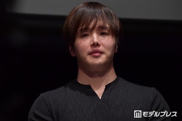 結婚発表のYouTuberぷろたん、本名書かれた婚姻届公開で驚きの声相次ぐ「初めて知った」「カッコイイ」 画像