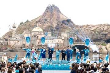 東京ディズニーシー、25周年イベント“スパークリング・ジュビリー”開幕！ミッキーらお祝いにかけつける 画像